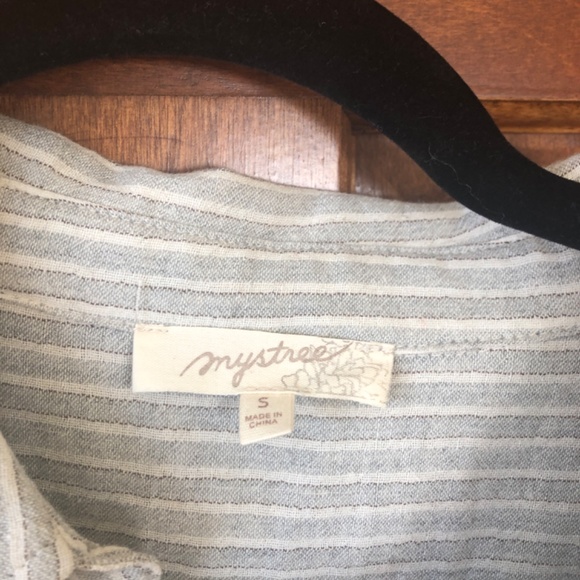 Tunic Top - Picture 2 of 3